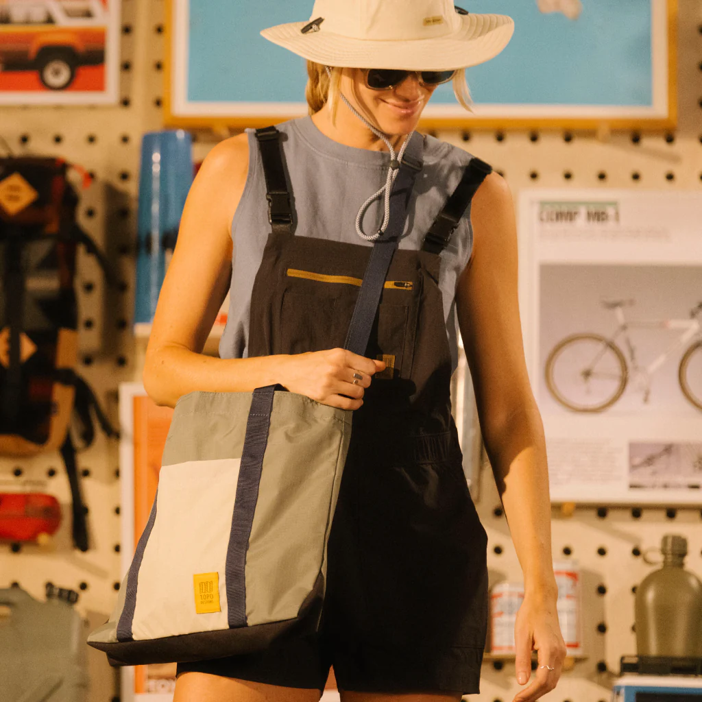 Mountain Essential Tote - Image 13